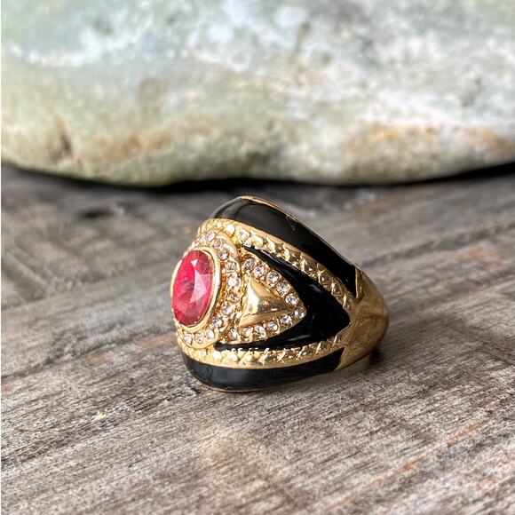 NEW Heirloom Collection Ruby & Rhinestone Statement Ring - Picture 13 of 16